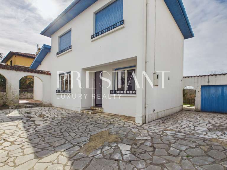 Maison Anglet - 3 chambres - 108m²