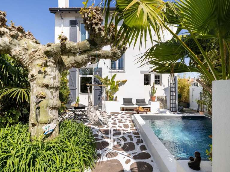 Maison Anglet - 4 chambres - 160m²