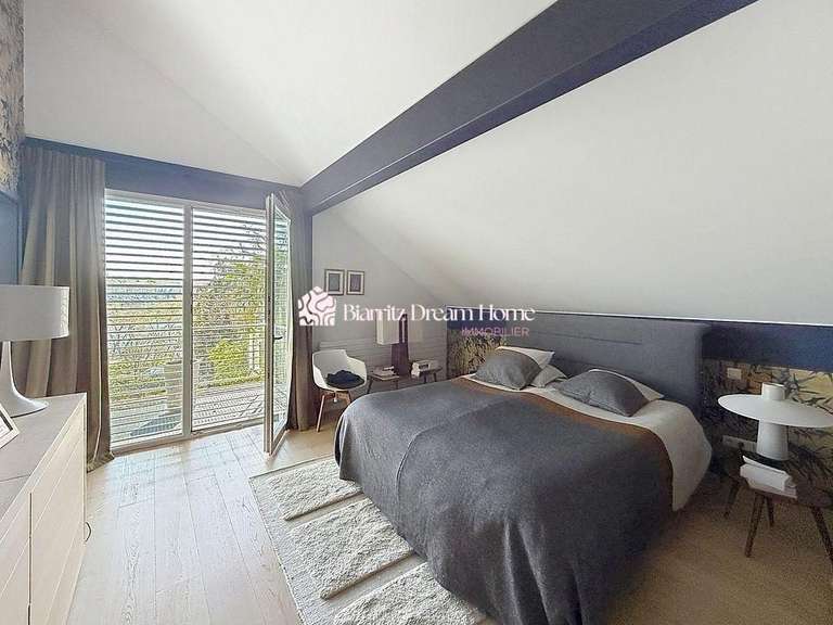 Maison Anglet - 5 chambres - 300m²