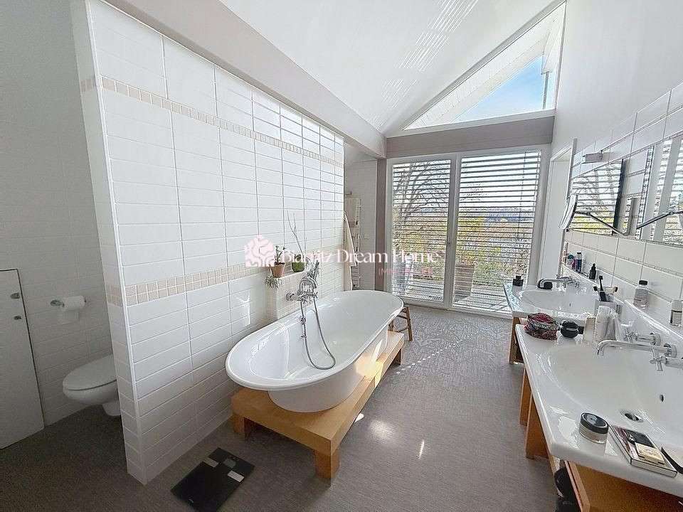 House Anglet