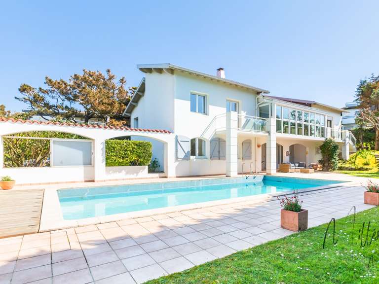 Maison Anglet - 5 chambres - 275m²