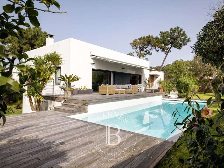 Maison Anglet - 4 chambres - 235m²