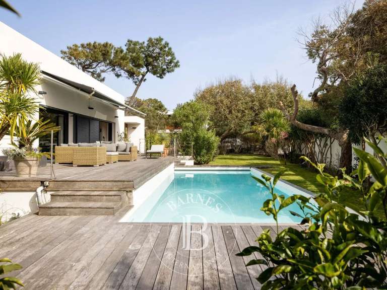 Maison Anglet - 4 chambres - 235m²