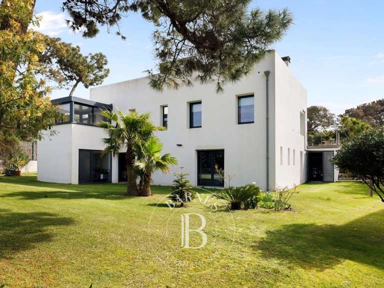 Maison Anglet - 4 chambres - 235m²