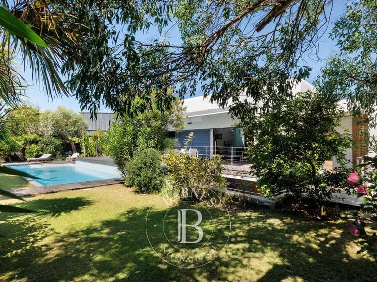 Maison Anglet - 4 chambres - 248m²