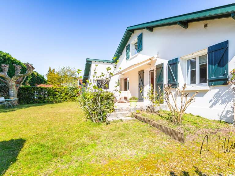 Maison Anglet - 3 chambres - 119m²