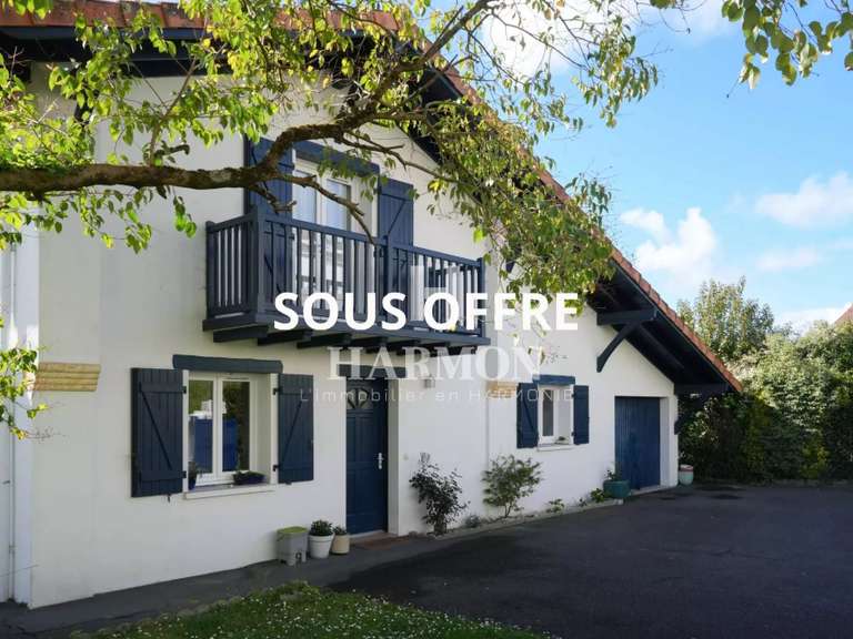 Maison Anglet - 4 chambres - 136m²