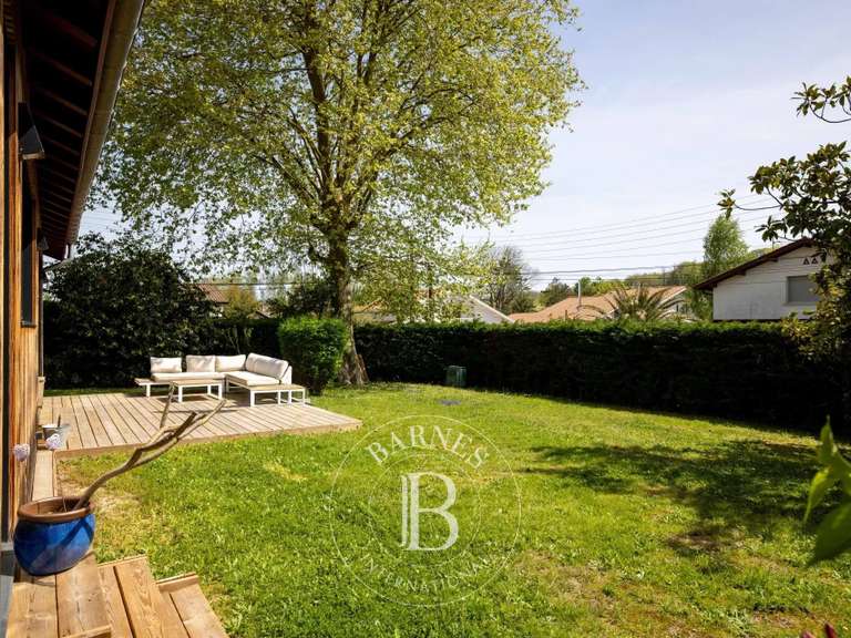 Maison Anglet - 4 chambres - 176m²