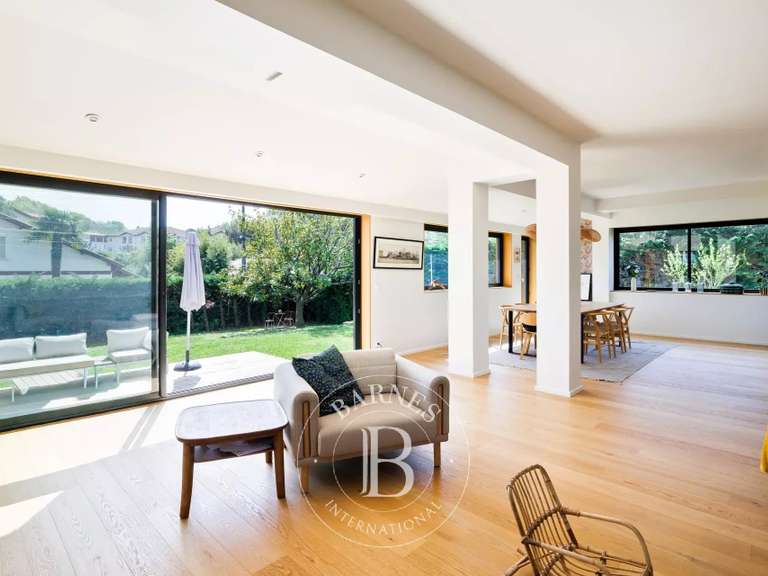 Maison Anglet - 4 chambres - 176m²