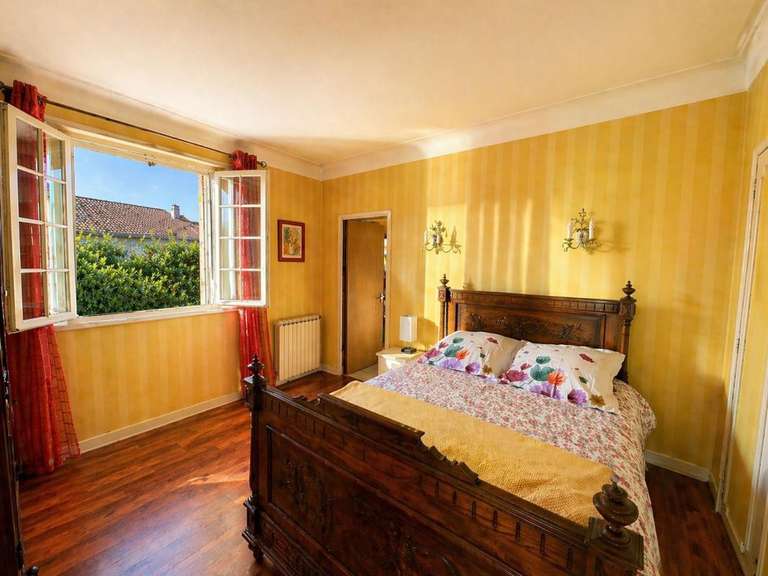 Maison Anglet - 3 chambres - 202m²