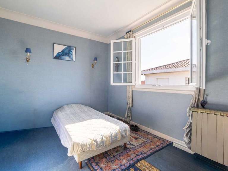 Maison Anglet - 3 chambres - 202m²