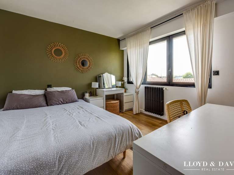 Maison Anglet - 4 chambres - 203m²