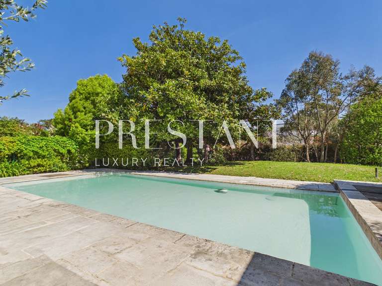 Maison Anglet - 5 chambres - 242m²