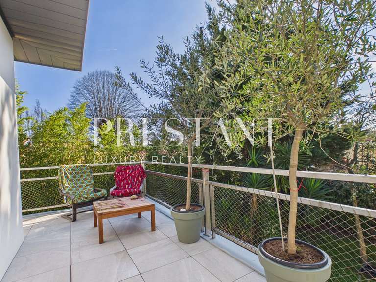 Maison Anglet - 5 chambres - 213m²