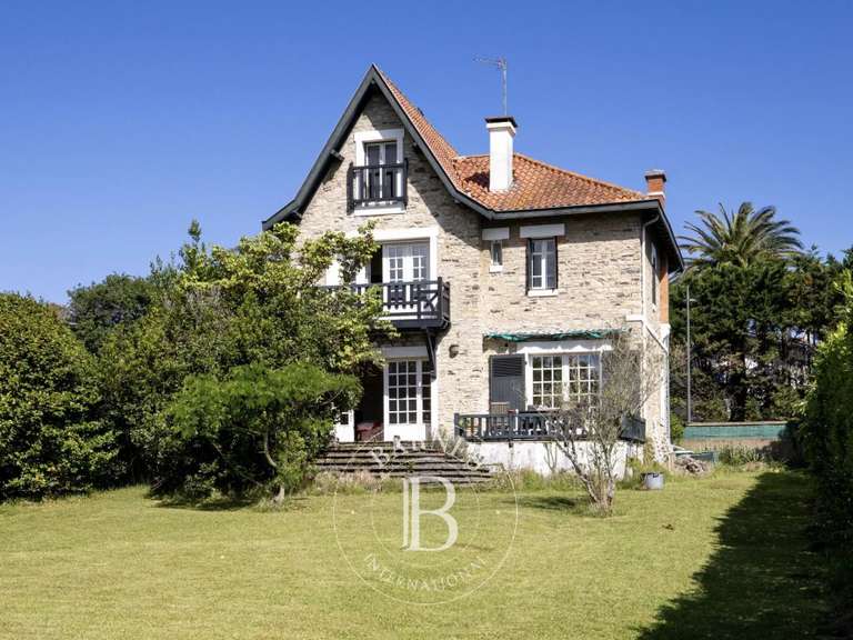 Maison Anglet - 5 chambres - 150m²
