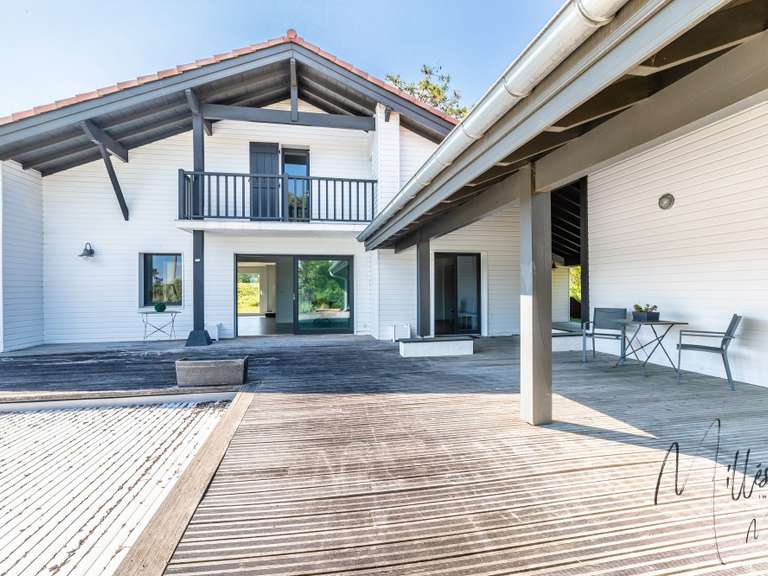 Maison Anglet - 6 chambres - 225m²