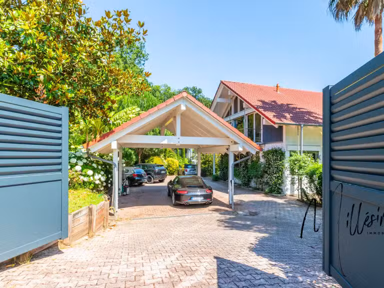 House Anglet - 5 bedrooms - 290m²