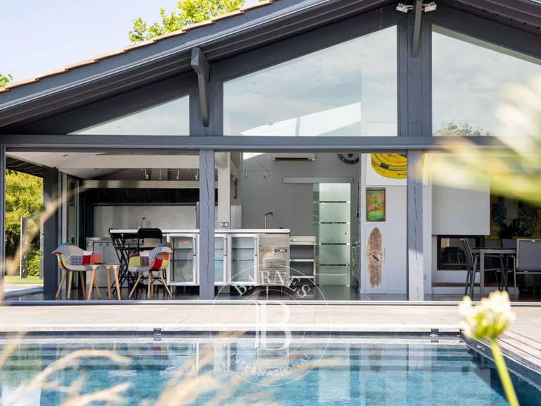 Maison Anglet - 4 chambres - 200m²