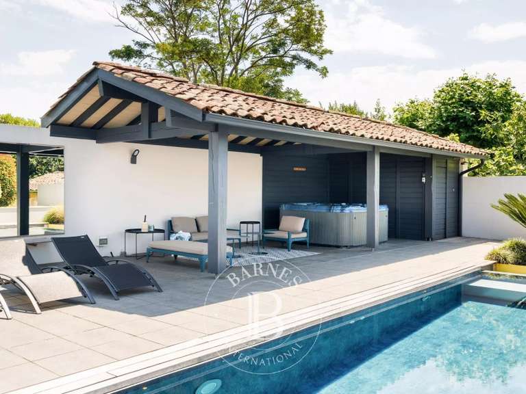 Maison Anglet - 4 chambres - 200m²