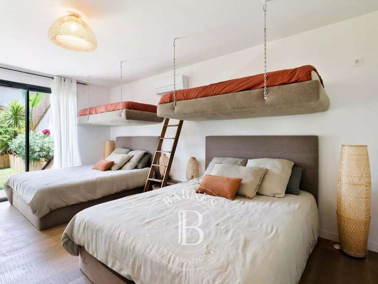 Maison Anglet - 4 chambres - 199m²