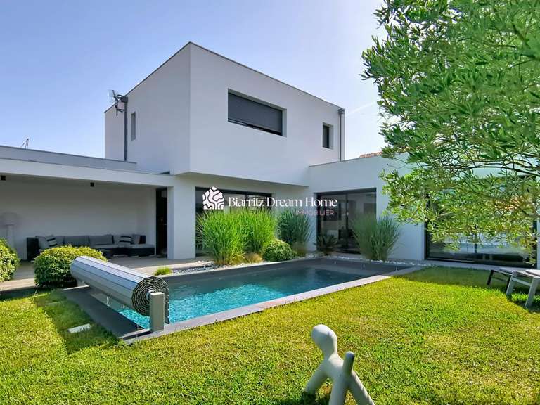 House Anglet - 3 bedrooms - 161m²