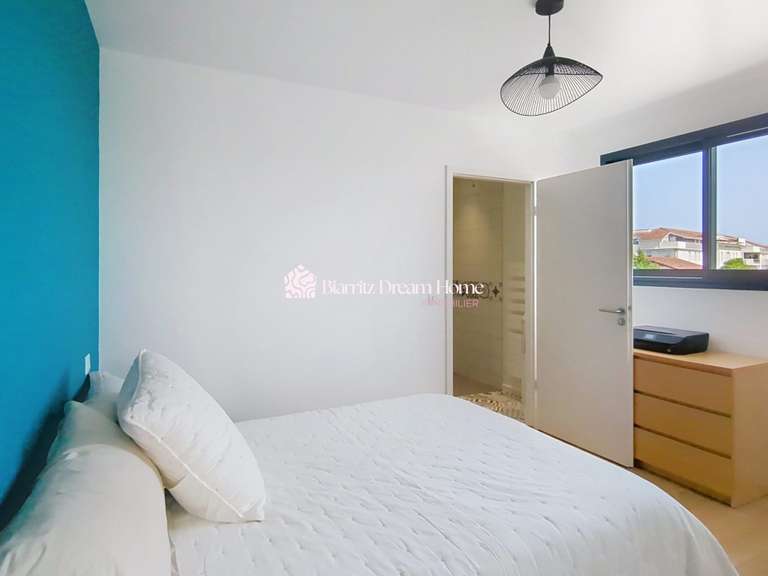 Maison Anglet - 3 chambres - 164m²