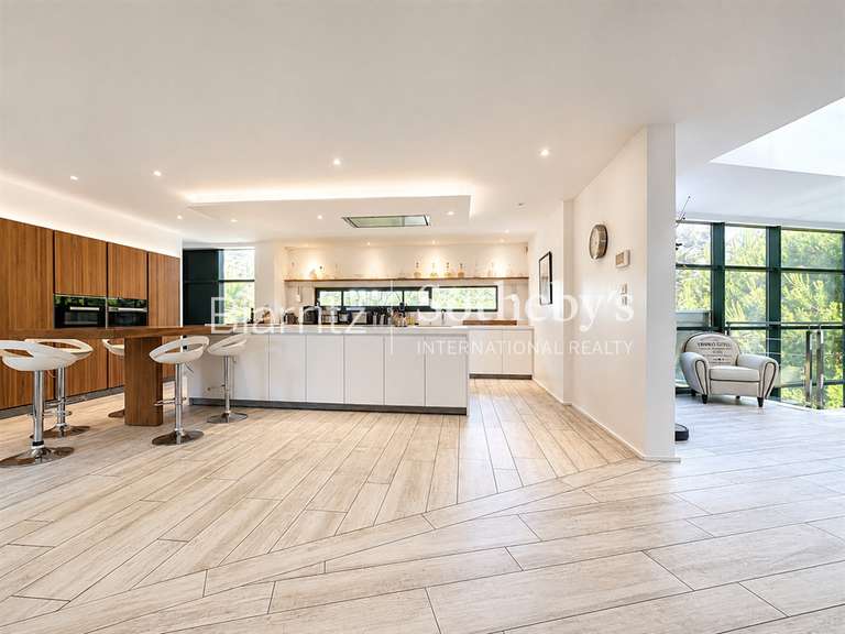 Maison Anglet - 4 chambres - 390m²