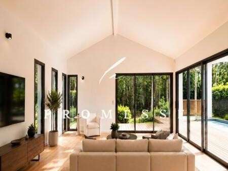 House Anglet