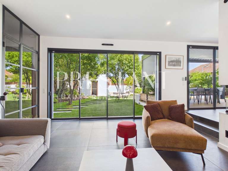 Maison Anglet - 4 chambres - 188m²