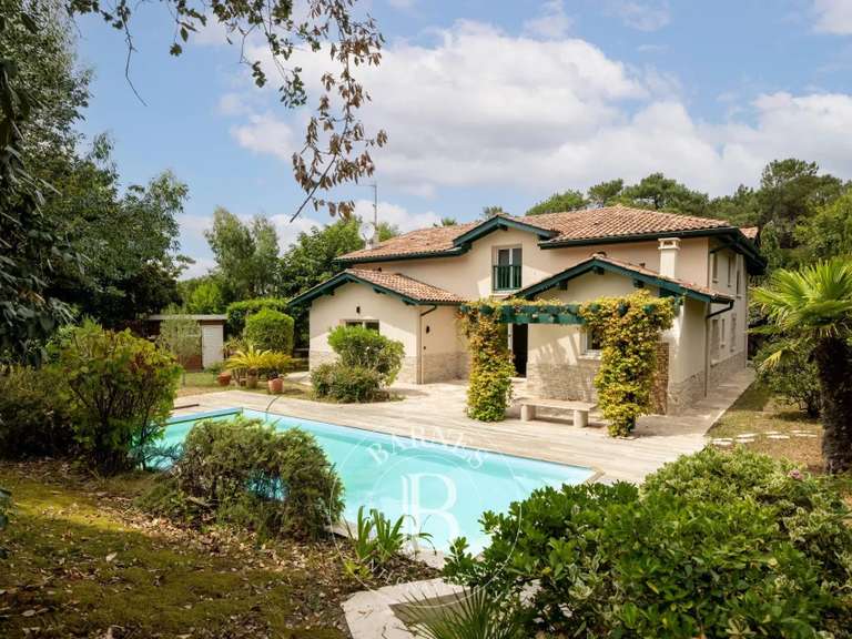 Maison Anglet - 5 chambres - 240m²