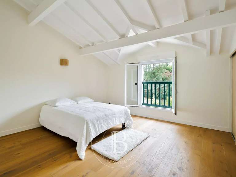 Maison Anglet - 5 chambres - 240m²