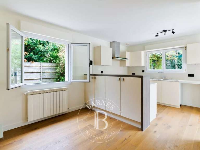 Maison Anglet - 5 chambres - 240m²