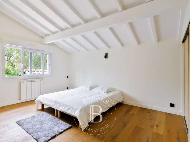 Maison Anglet - 5 chambres - 240m²