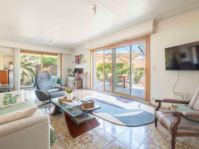 Maison Anglet - 3 chambres - 214m²