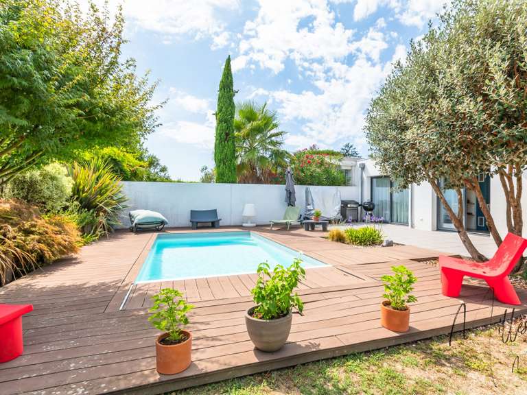 Maison Anglet - 4 chambres - 198m²
