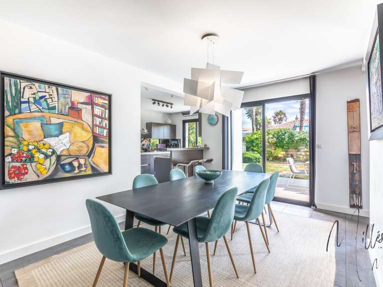 Maison Anglet - 4 chambres - 198m²