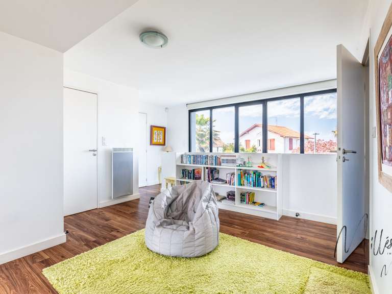 Maison Anglet - 4 chambres - 198m²