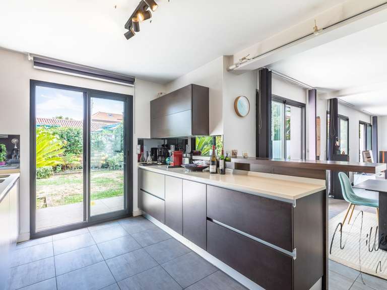 Maison Anglet - 4 chambres - 198m²