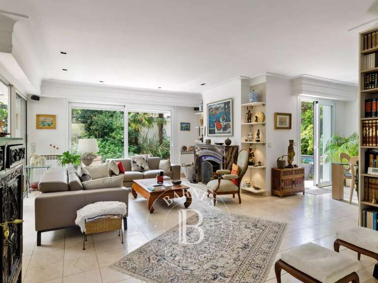 Maison Anglet - 4 chambres - 203m²