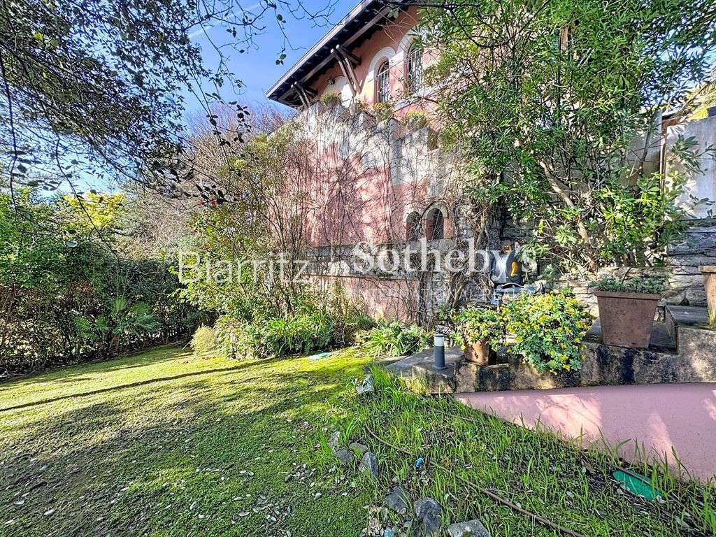 House Anglet