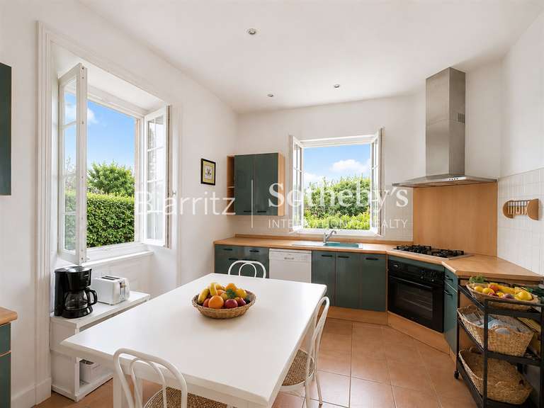 House Anglet - 5 bedrooms - 211m²