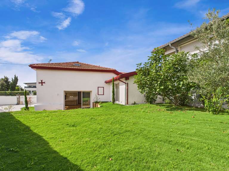 Maison Anglet - 4 chambres - 169m²