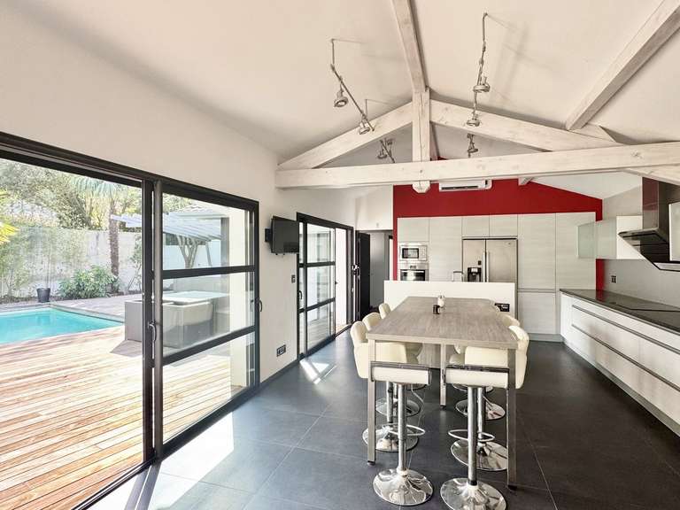 Maison Anglet - 3 chambres - 136m²