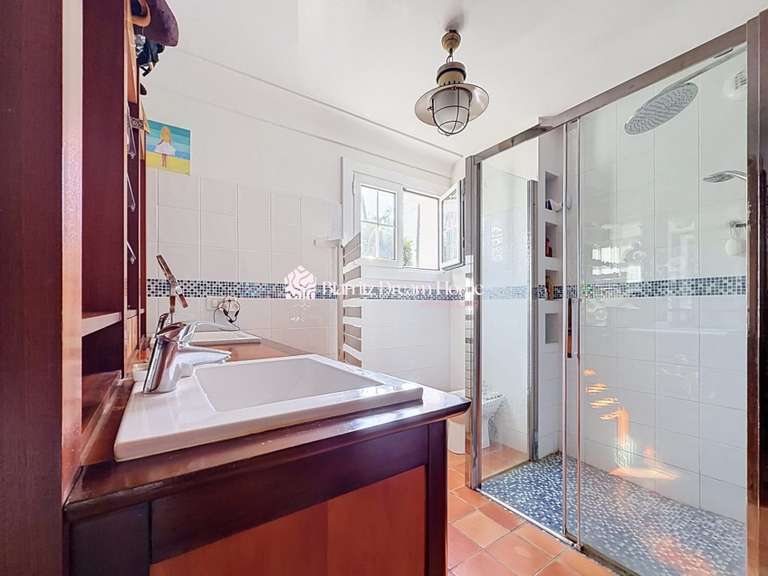 Maison Anglet - 6 chambres - 229m²