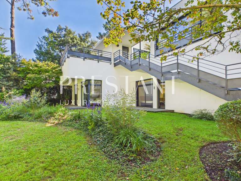 Maison Anglet - 4 chambres - 300m²
