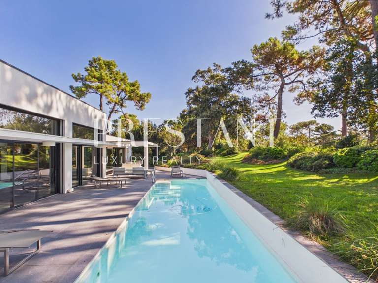 Maison Anglet - 4 chambres - 300m²