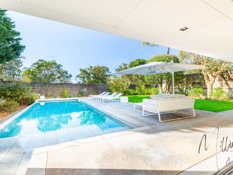 Maison Anglet - 5 chambres - 293m²