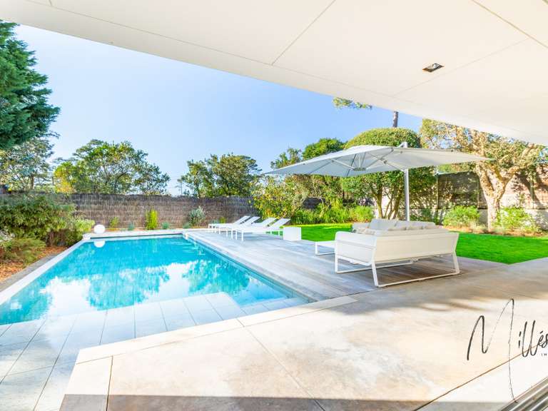 Maison Anglet - 5 chambres - 293m²