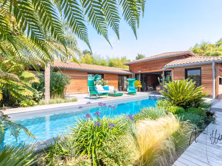 Maison Anglet - 3 chambres - 154m²