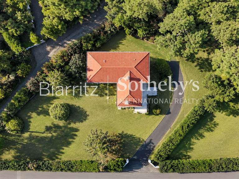 Maison Anglet - 3 chambres - 200m²